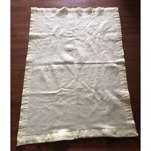 Vintage Chatham Yellow Crib Baby Blanket Acrylic with Satin Binding 40" x 60"
